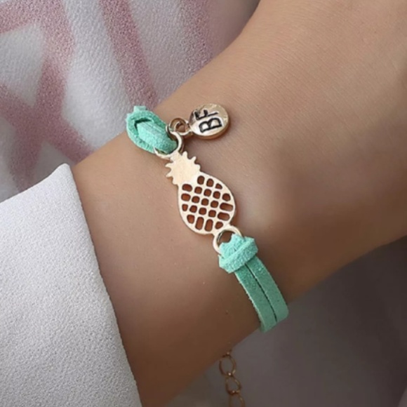 Jewelry - *NEW* PINEAPPLE BRACELET